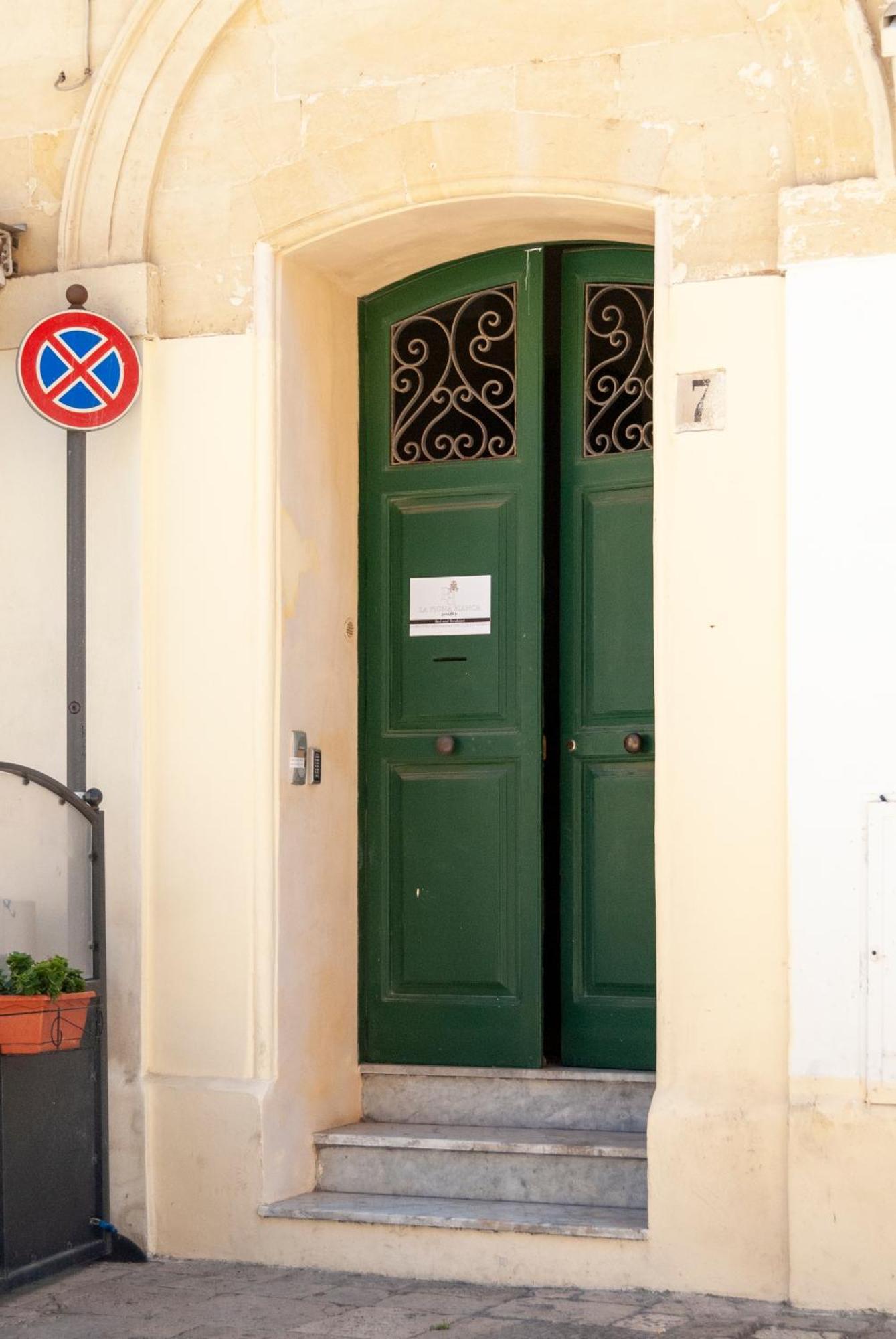 La Pigna Bianca Suites Lecce Eksteriør billede